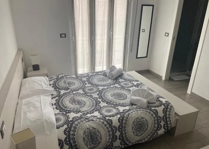 Aduepassi & Servizio Bike Shuttle 호텔 피날레리구레