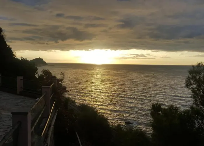 호텔 Aduepassi & Servizio Bike Shuttle 피날레리구레