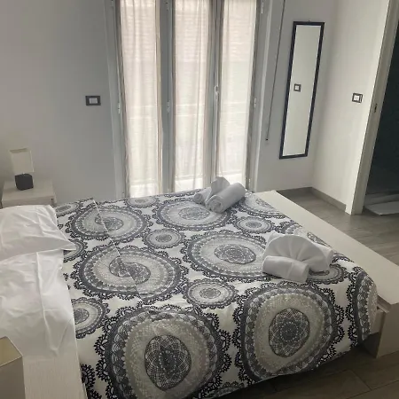Albergo Aduepassi & Servizio Bike Room Szálloda Finale Ligure