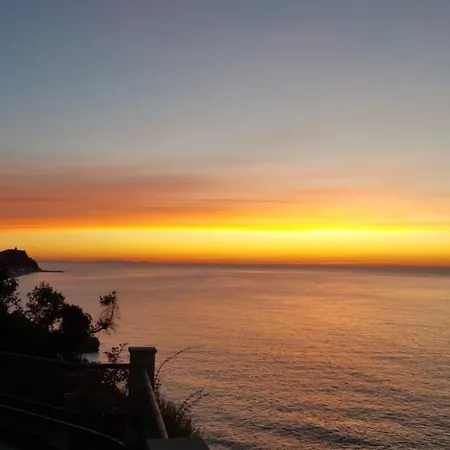 Aduepassi & Servizio Bike Shuttle Отель *