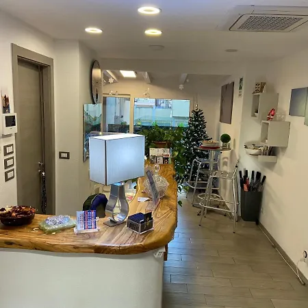 Albergo Aduepassi & Servizio Bike Room