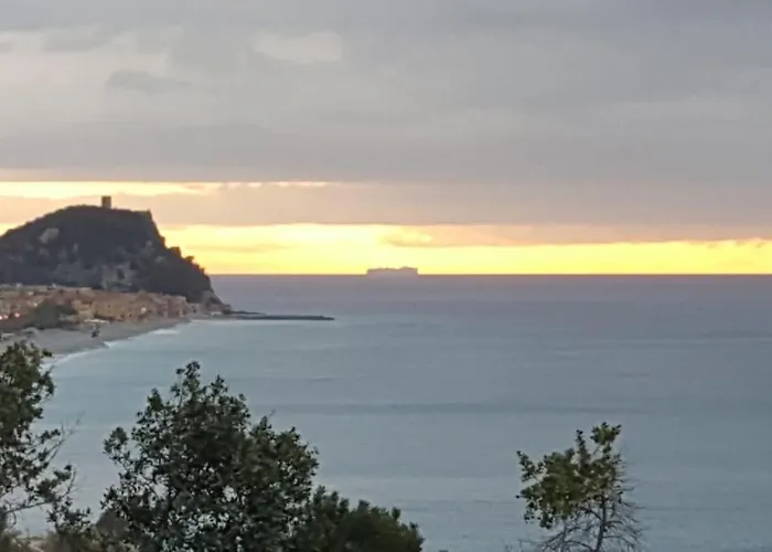 Отель Aduepassi & Servizio Bike Shuttle Финале Лигуре